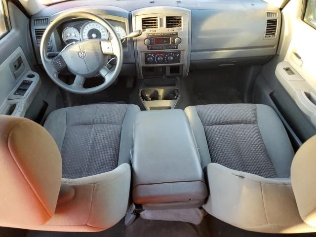 2007 Dodge Dakota Quad SLT