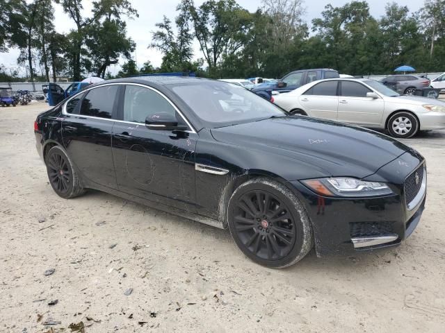 2017 Jaguar XF Prestige