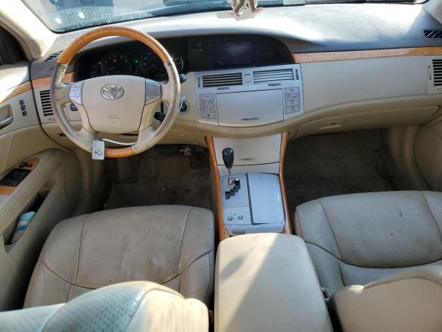 2005 Toyota Avalon XL