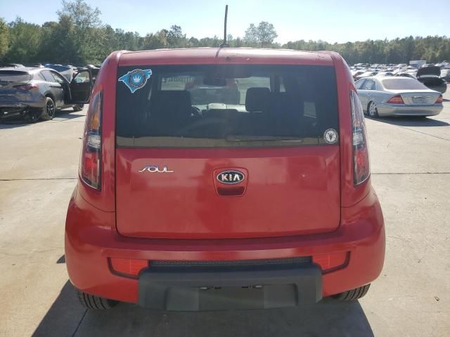 2011 KIA Soul +