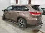 2017 Toyota Highlander LE