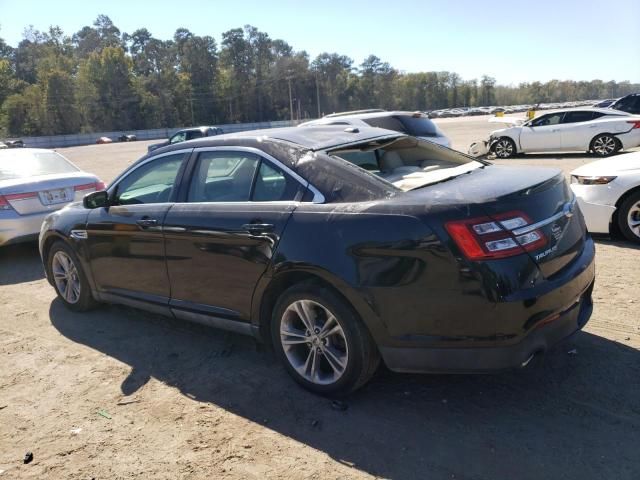 2016 Ford Taurus SE