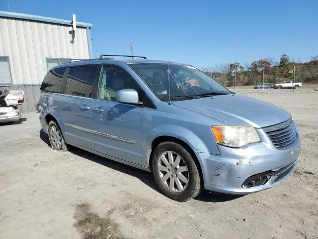 2013 Chrysler Town & Country Touring