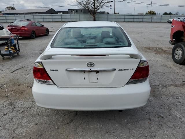 2005 Toyota Camry LE