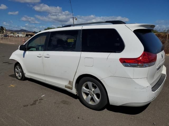 2011 Toyota Sienna LE