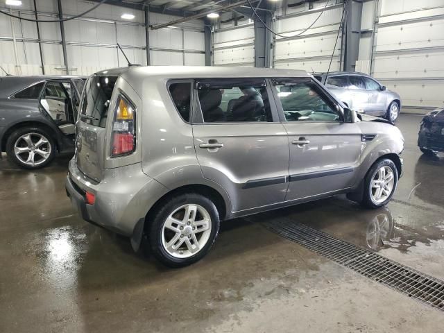 2011 KIA Soul +