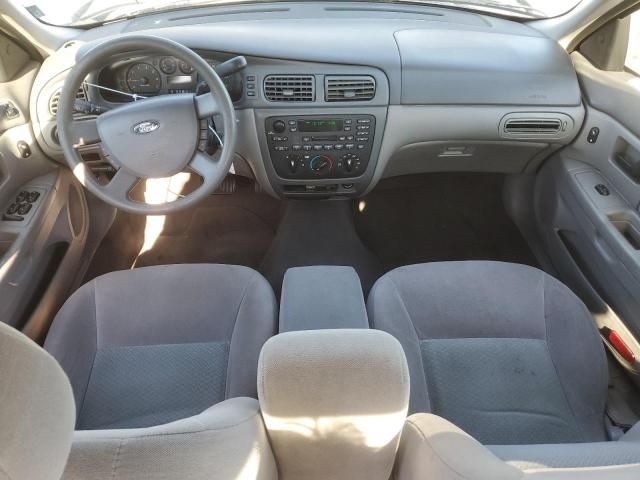 2004 Ford Taurus LX