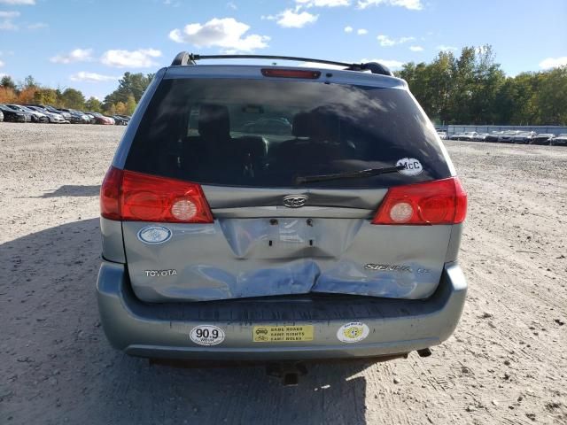 2010 Toyota Sienna CE