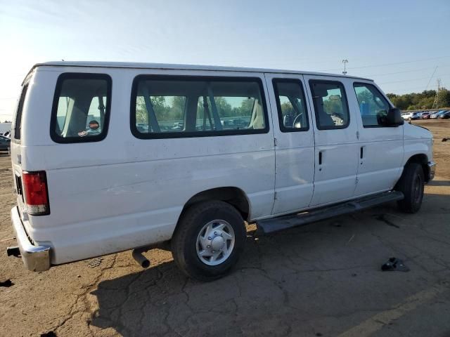 2014 Ford Econoline E350 Super Duty Wagon