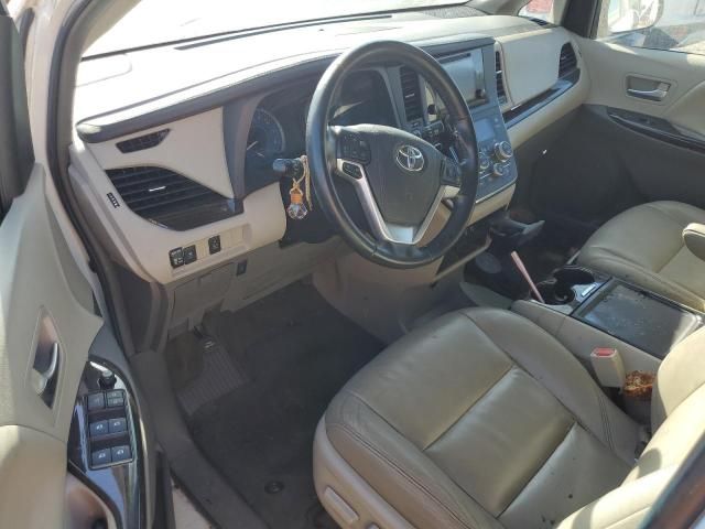 2015 Toyota Sienna XLE