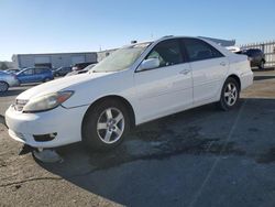 Carros salvage sin ofertas aún a la venta en subasta: 2002 Toyota Camry LE