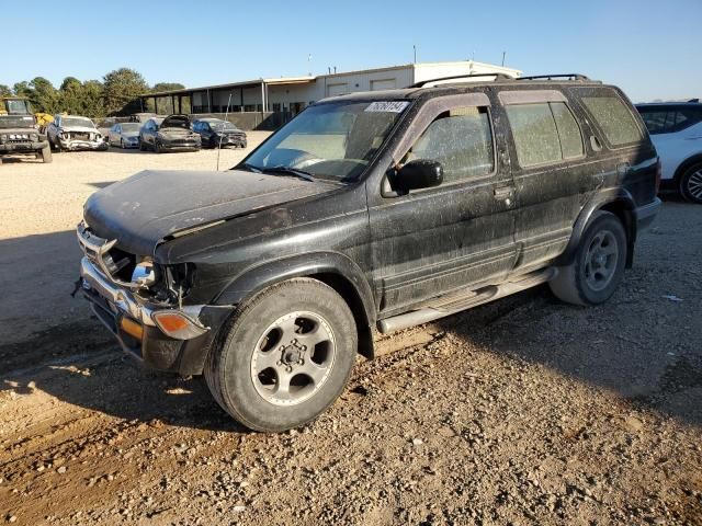 1999 Nissan Pathfinder LE