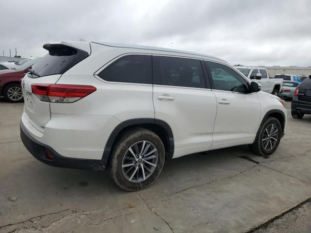 2018 Toyota Highlander SE