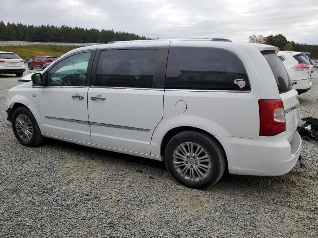 2014 Chrysler Town & Country Touring L