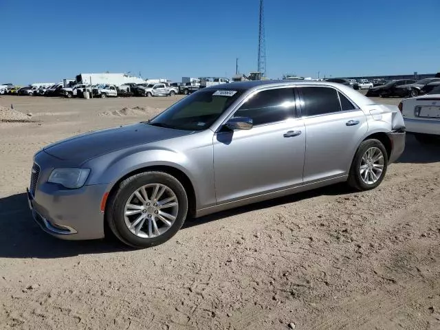 2016 Chrysler 300C