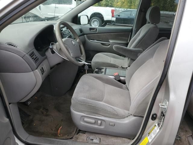 2006 Toyota Sienna CE