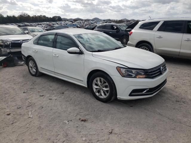 2016 Volkswagen Passat S