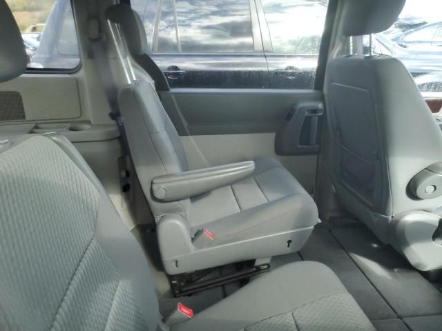 2010 Chrysler Town & Country Touring