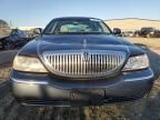 2005 Lincoln Town Car Signature Limited