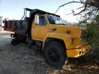 1990 Ford F800 F