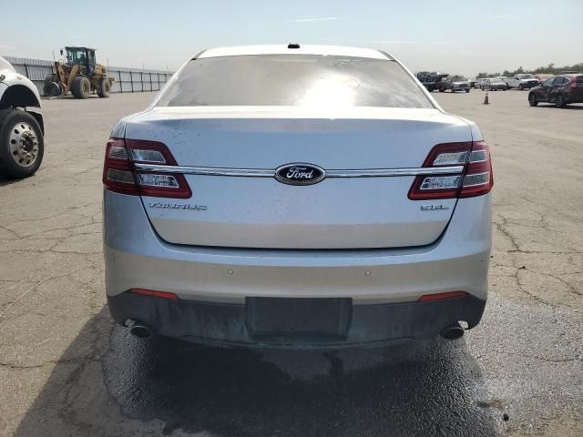 2013 Ford Taurus SEL