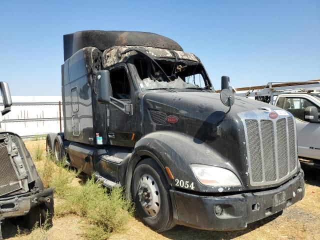 2017 Peterbilt 579