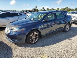 Carros dañados por inundaciones a la venta en subasta: 2016 Ford Taurus SEL