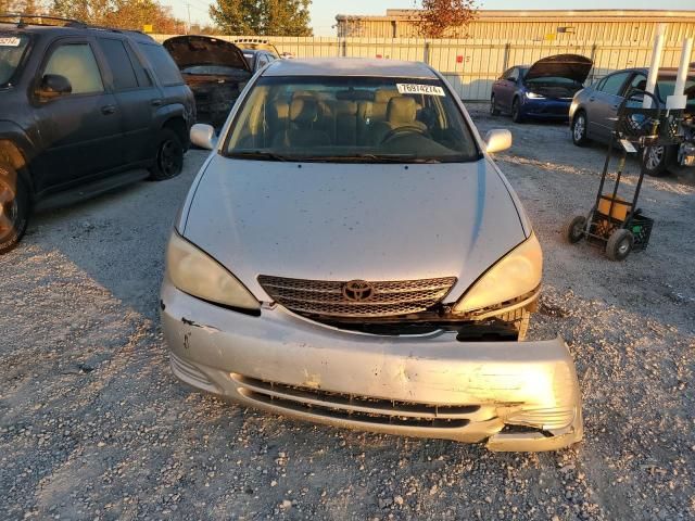 2004 Toyota Camry LE