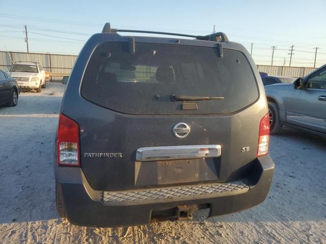 2006 Nissan Pathfinder LE