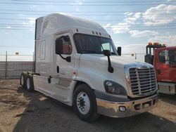 Salvage trucks for sale at Colorado Springs, CO auction: 2017 Freightliner Cascadia 125