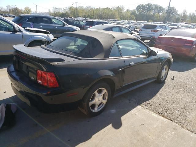 2001 Ford Mustang