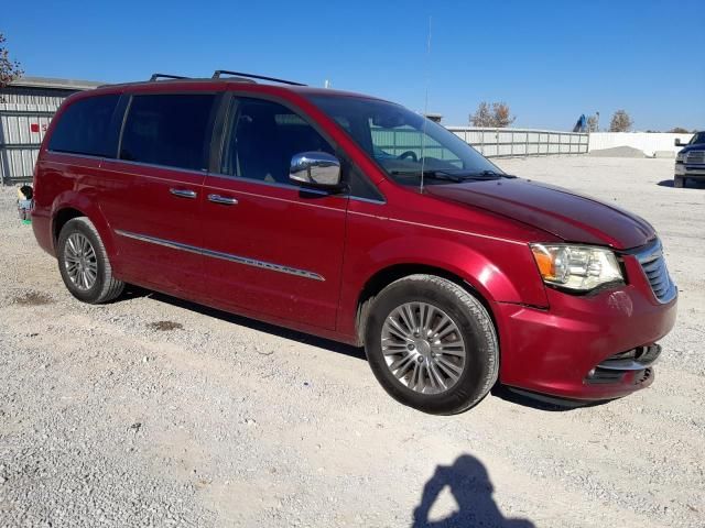 2013 Chrysler Town & Country Touring L