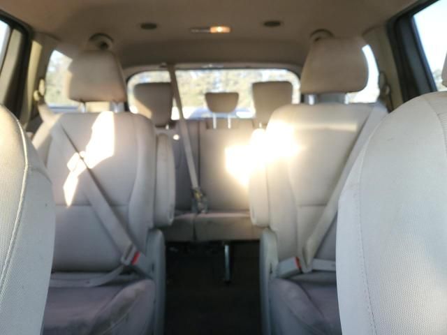 2015 KIA Sedona LX