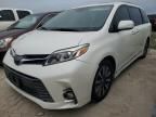 2018 Toyota Sienna XLE