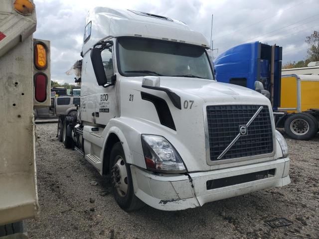 2014 Volvo VN VNL