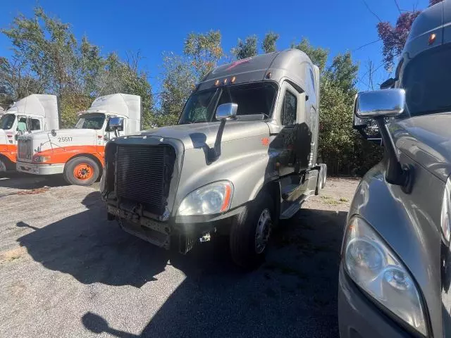 2013 Freightliner Cascadia 125