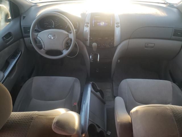 2006 Toyota Sienna CE