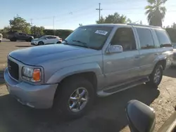 GMC Vehiculos salvage en venta: 2000 GMC Denali