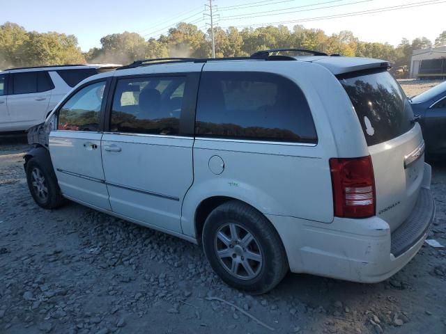 2010 Chrysler Town & Country Touring