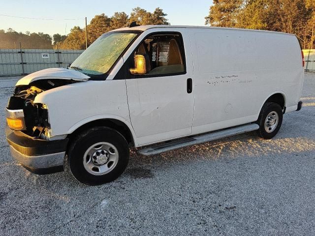 2022 Chevrolet Express G2500