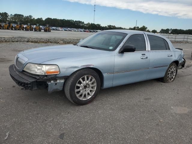 2006 Lincoln Town Car Signature