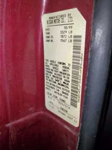 1999 Nissan Sentra Base