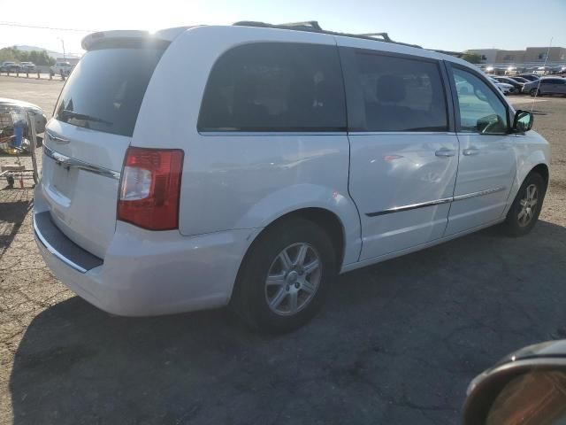 2012 Chrysler Town & Country Touring