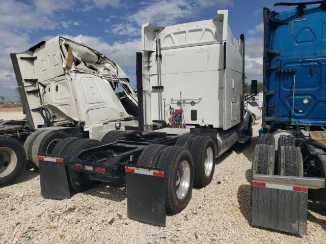 2018 Peterbilt 579