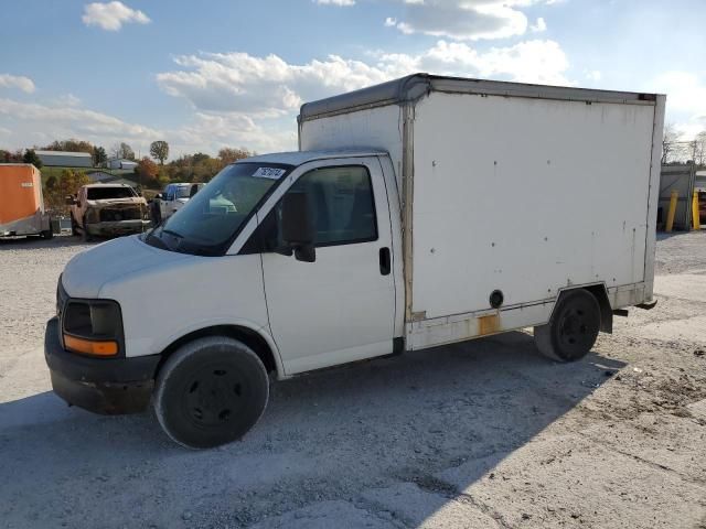 2004 GMC Savana Cutaway G3500