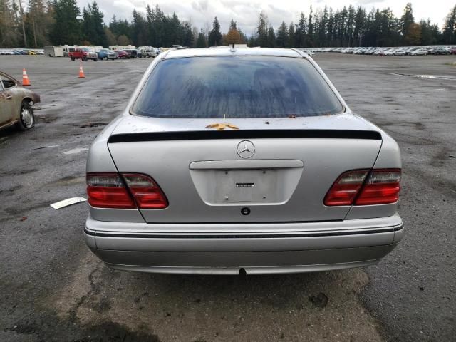 2002 Mercedes-Benz E 320