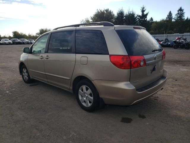 2007 Toyota Sienna CE