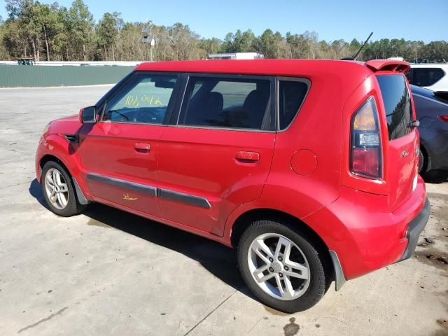 2010 KIA Soul +