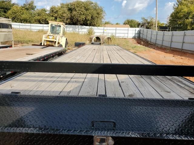 2023 East Manufacturing Texas 40' Flatbed Black