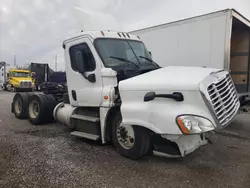 Salvage trucks for sale at Dyer, IN auction: 2017 Freightliner Cascadia 125